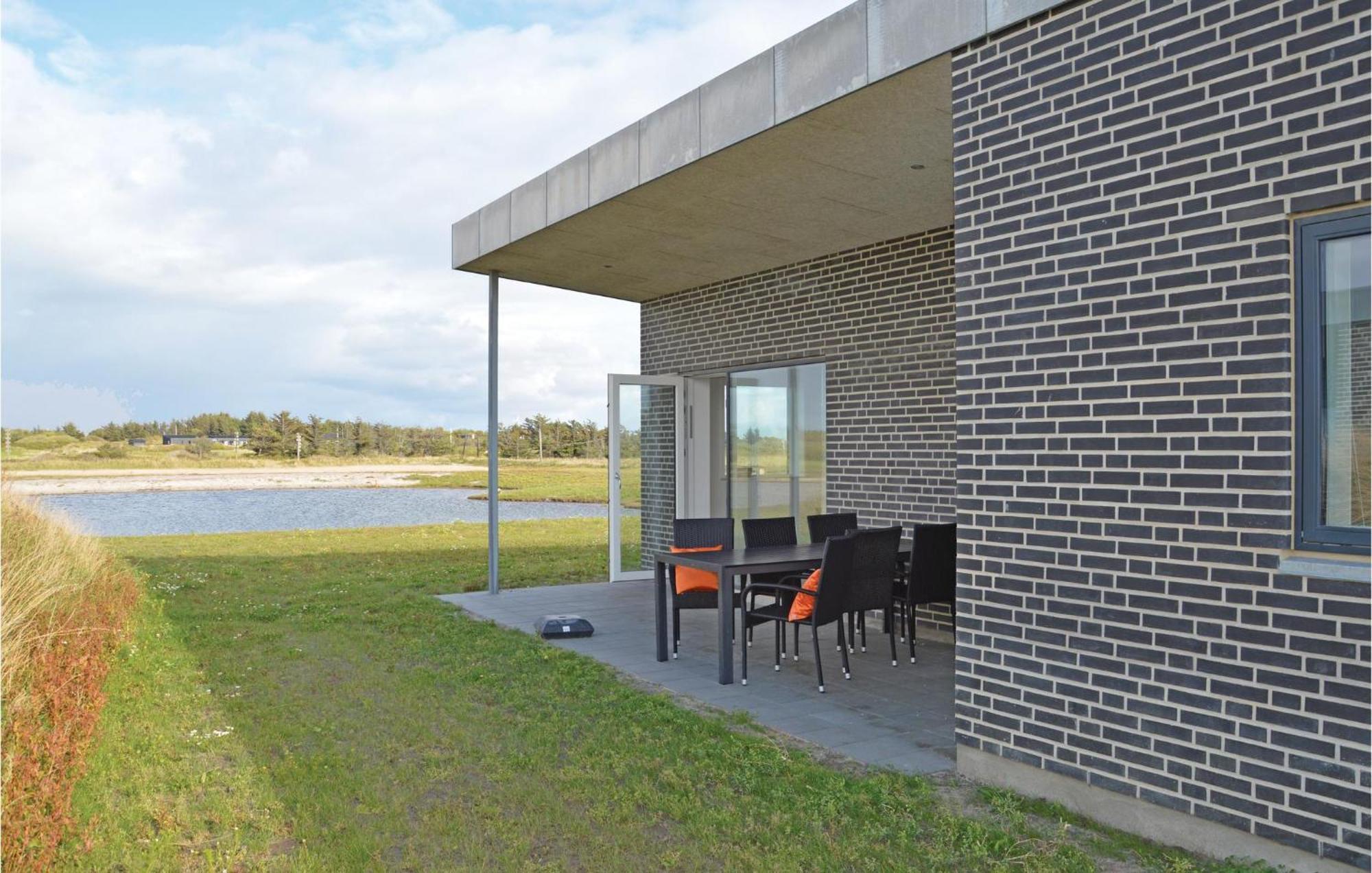 Gorgeous Home In Ringkobing With House A Panoramic View Søndervig Exterior foto